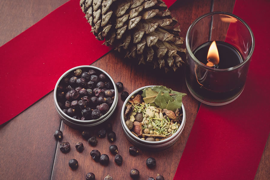 Homemade Christmas Gin Kit