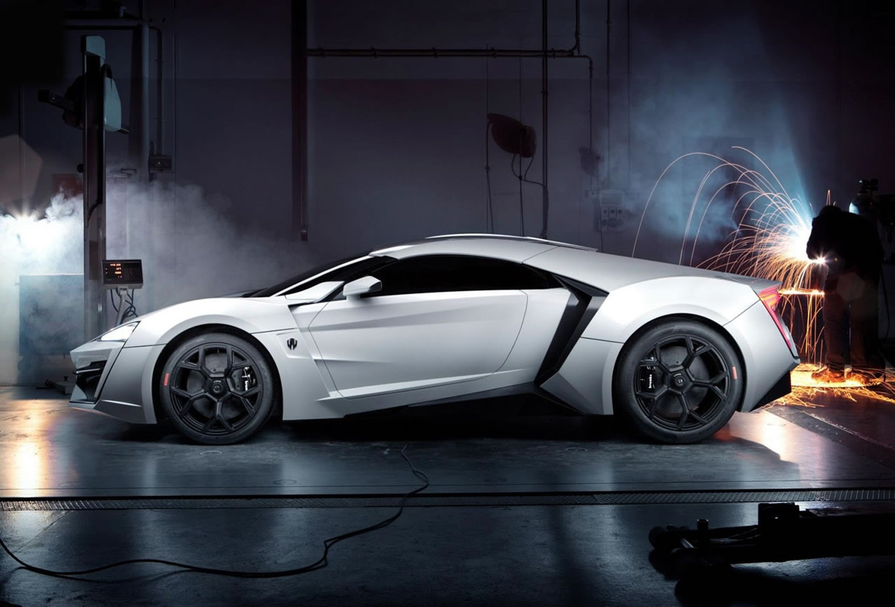 W Motors Lykan HyperSport side view