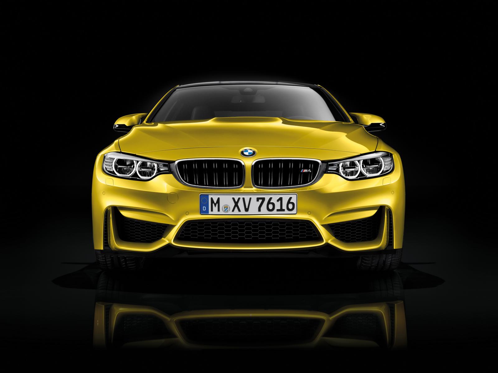 2014 BMW M4 exterior front