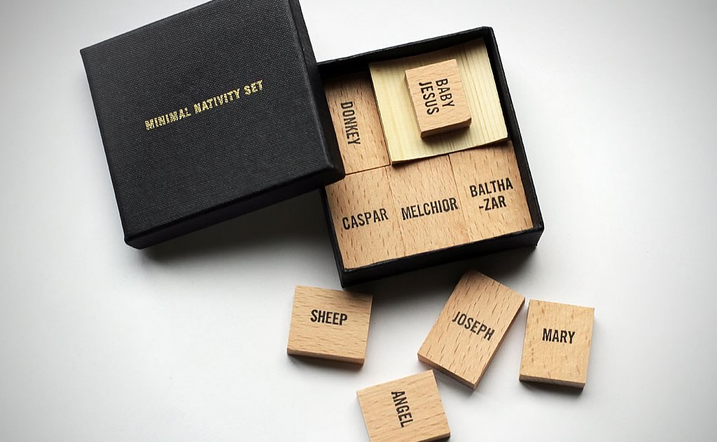 Minimal Nativity Set in box by Emilie Voirin