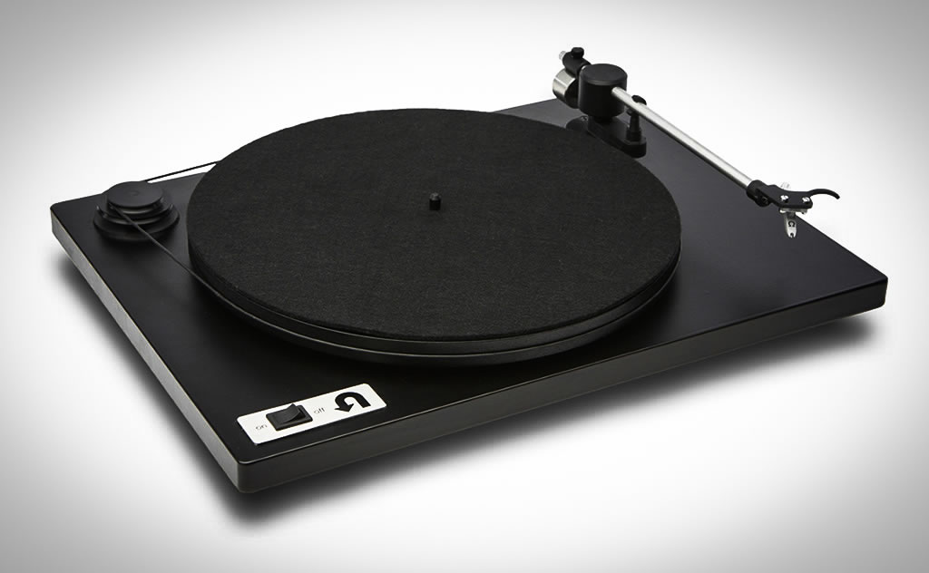 Orbit Turntable in Black