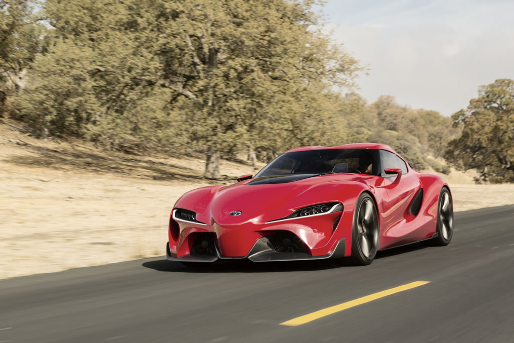 Toyotoa FT-1 Concept, exterior front and side driving