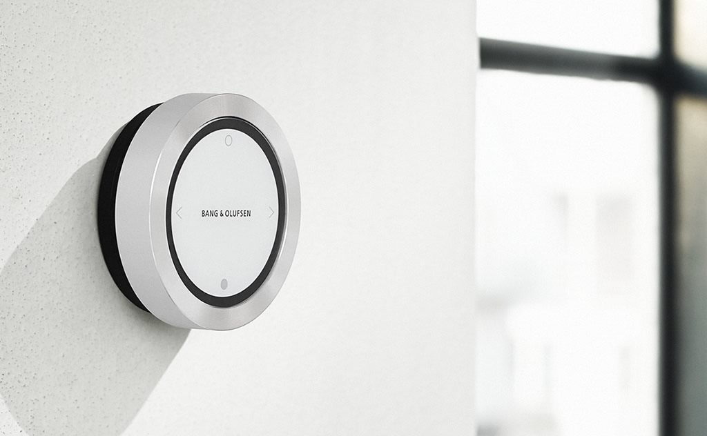 Bang & Olufsen BeoSound Essence wall control