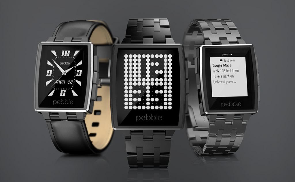 Pebble Steel Watch in black and stainless steel