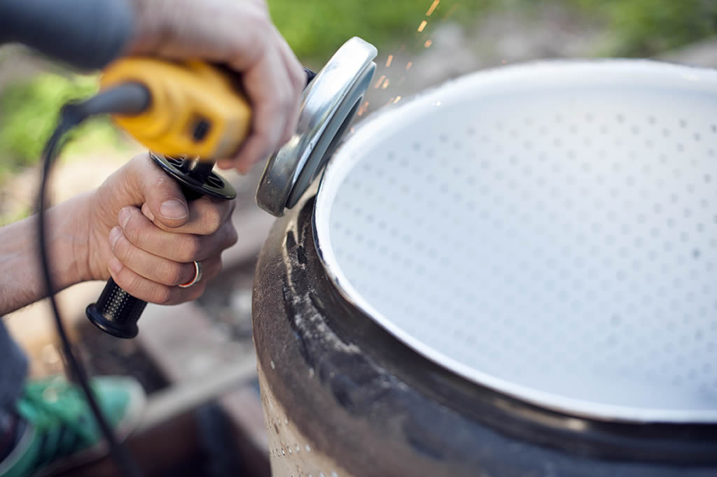 DIY Firepit Smoothing the Washing Machine Drum